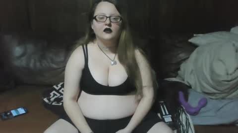 Snapshot of brittney2598 chatting on 01.26.25 Brittney online show from 01.26.25