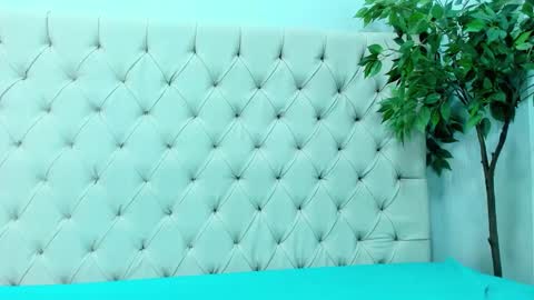 BRIYIT     online show from 12.20.24