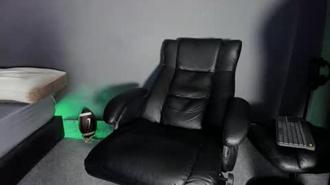 brockhurn_ online show from 03.04.26