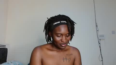 Snapshot of broken_haloo chatting on 03.02.26 broken_haloo online show from 03.02.26