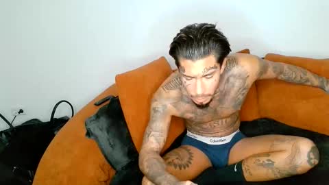 Snapshot of bronzedink chatting on 12.18.25 Bronzedink online show from 12.18.25