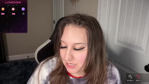 Snapshot of brookebee27 chatting on 03.08.25 brookebee online show from 03.08.25