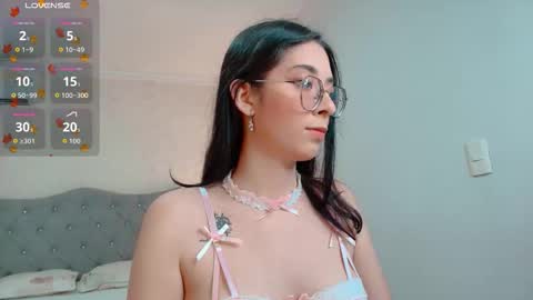 Brook Loves online show from 10.22.25