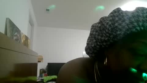 Snapshot of brooklyninfinity chatting on 03.10.26 brooklyninfinity online show from 03.10.26