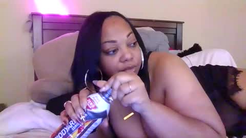 brownroundrenee online show from 10.28.25