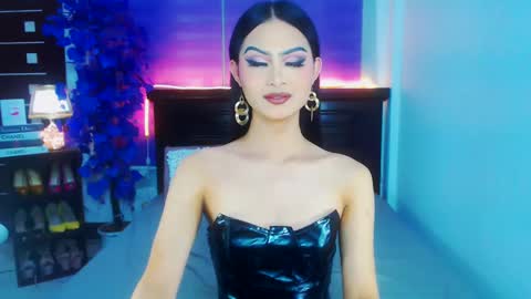 Roberta  GODDESS OF PLEASURE AND SEXUALDESIRE   online show from 12.18.24