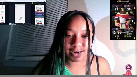 Snapshot of brownsugarcutie3 chatting on 03.18.26 Brownsuagrcutie online show from 03.18.26