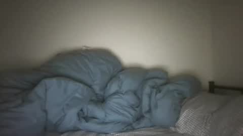 Snapshot of bruc12168 chatting on 10.19.25 Bruc12168 fit slim new makemecum bigdick edging online show from 10.19.25