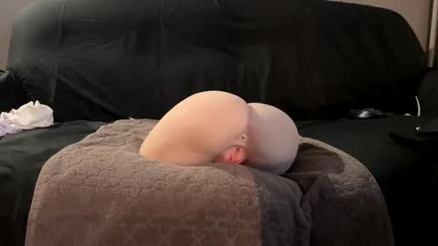 Instagram  bruce88x online show from 02.20.26