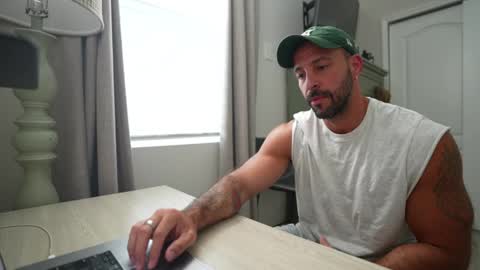 onlyfans BRUCESTRYKER online show from 11.25.25