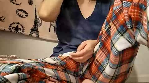 Snapshot of brunettedoll100 chatting on 10.18.25 brunettedoll100 online show from 10.18.25