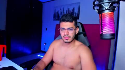 Snapshot of bruno_diaz31 chatting on 12.17.24 Bruno online show from 12.17.24