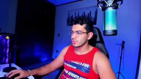 Snapshot of bruno_diaz31 chatting on 02.14.25 Bruno online show from 02.14.25