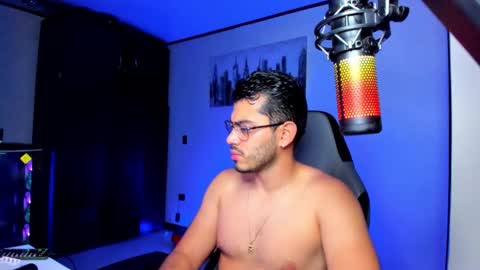 Snapshot of bruno_diaz31 chatting on 02.19.25 Bruno online show from 02.19.25