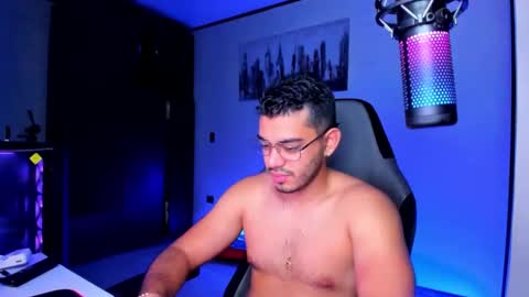 Snapshot of bruno_diaz31 chatting on 03.01.25 Bruno online show from 03.01.25