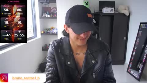 Snapshot of bruno_santos1 chatting on 04.27.26 Bruno online show from 04.27.26
