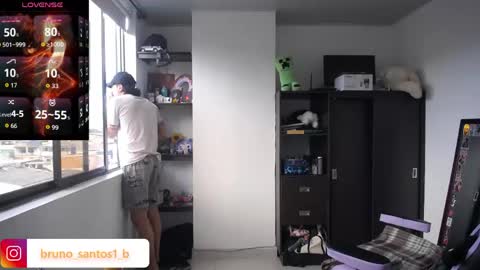 Snapshot of bruno_santos1 chatting on 04.30.26 Bruno online show from 04.30.26