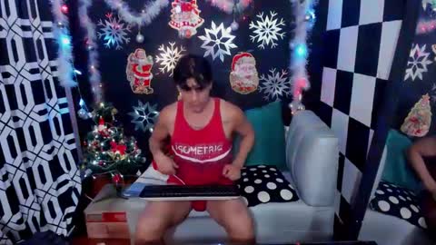 Snapshot of brunocuttie94 chatting on 12.12.24 Join my fan club here 150 tokens a month online show from 12.12.24
