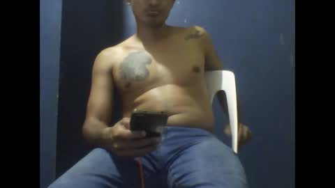 Snapshot of brunohot30 chatting on 09.19.25 brunohot30 online show from 09.19.25