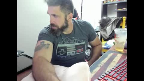 Snapshot of brutalmaster1983 chatting on 10.08.25 BRUTALMASTER1983 online show from 10.08.25