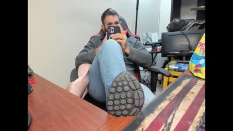 Snapshot of brutalmaster1983 chatting on 10.09.25 BRUTALMASTER1983 online show from 10.09.25