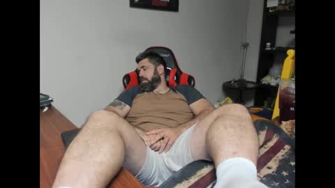 Snapshot of brutalmaster1983 chatting on 11.10.25 BRUTALMASTER1983 online show from 11.10.25