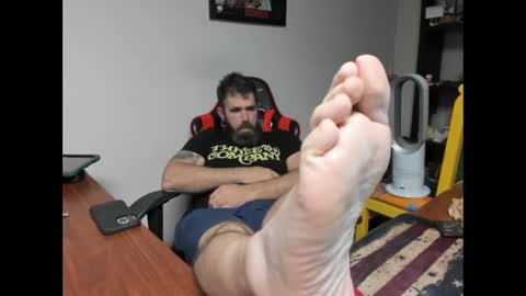 Snapshot of brutalmaster1983 chatting on 11.11.25 BRUTALMASTER1983 online show from 11.11.25