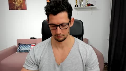 Snapshot of brutusk1 chatting on 01.03.25 Brutus K online show from 01.03.25