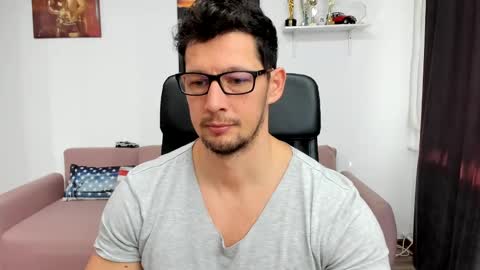 Snapshot of brutusk1 chatting on 01.04.25 Brutus K online show from 01.04.25