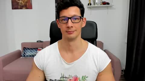 Snapshot of brutusk1 chatting on 01.09.25 Brutus K online show from 01.09.25