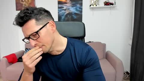 Snapshot of brutusk1 chatting on 02.11.25 Brutus K online show from 02.11.25