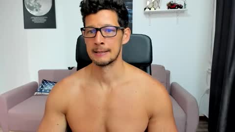 Snapshot of brutusk1 chatting on 09.26.25 Brutus K online show from 09.26.25