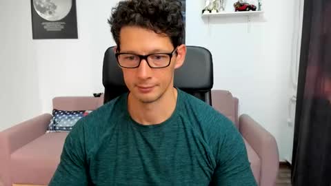 Snapshot of brutusk1 chatting on 10.05.25 Brutus K online show from 10.05.25