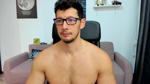 Snapshot of brutusk1 chatting on 11.11.25 Brutus K online show from 11.11.25