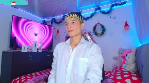 BRYAM INDEPENDENT MODEL online show from 12.14.24