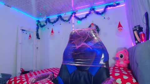 BRYAM INDEPENDENT MODEL online show from 12.18.24