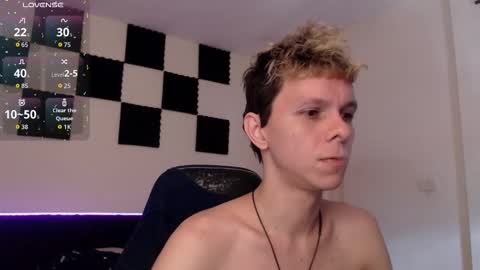 Snapshot of bryamado chatting on 10.03.25 bryamado online show from 10.03.25