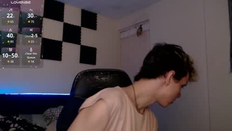 Snapshot of bryamado chatting on 10.18.25 bryamado online show from 10.18.25