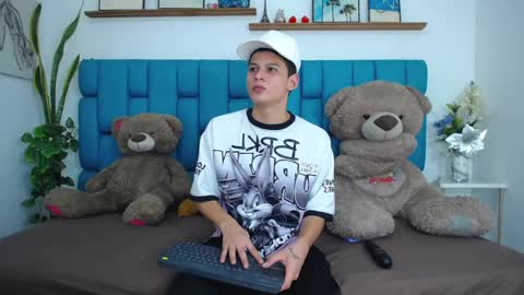 Snapshot of bryan_hotty chatting on 02.28.26 Bryan online show from 02.28.26