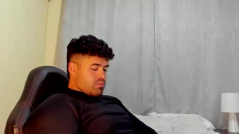 Snapshot of bryan_stoness chatting on 12.21.24 bryan stoness online show from 12.21.24