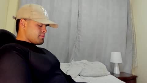 Snapshot of bryan_stoness chatting on 02.05.25 bryan stoness online show from 02.05.25