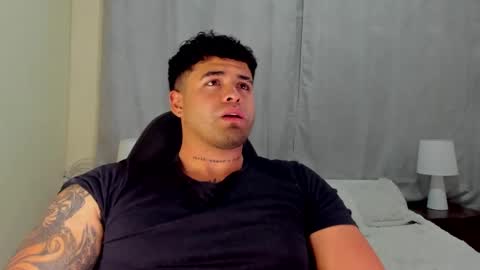 Snapshot of bryan_stoness chatting on 02.25.25 bryan stoness online show from 02.25.25