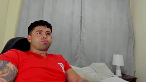 Snapshot of bryan_stoness chatting on 03.11.25 bryan stoness online show from 03.11.25