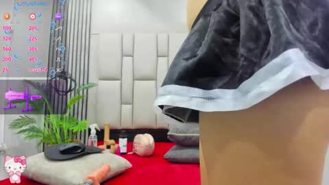 Snapshot of bryonycute chatting on 11.08.25 BRYONY online show from 11.08.25