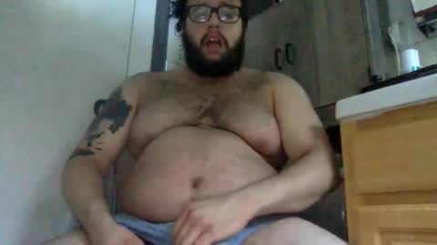 Snapshot of bttmchub98 chatting on 09.28.25 bttmchub98 online show from 09.28.25