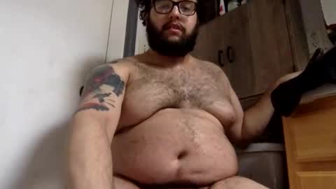 Snapshot of bttmchub98 chatting on 09.29.25 bttmchub98 online show from 09.29.25