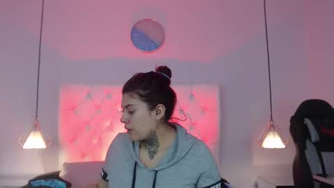 Snapshot of bubbiecherry chatting on 11.06.25 Cherry Lady online show from 11.06.25