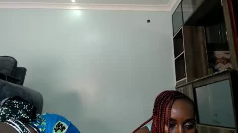bubble_pixxie online show from 09.25.25