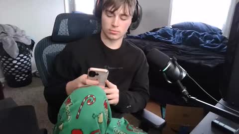 BubblebuttBdn online show from 11.23.25