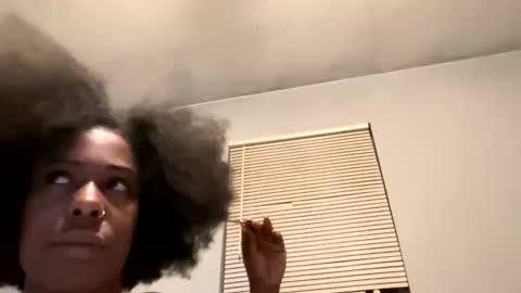 Bubblez the Doll online show from 03.02.26